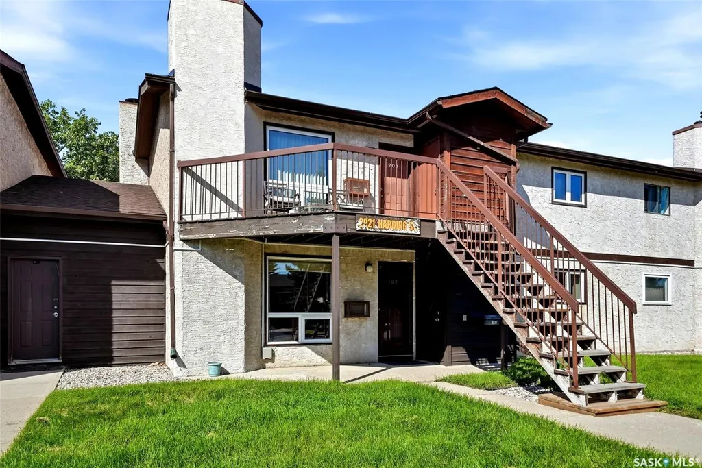 2921 Harding Street Regina SK S4V 1B9