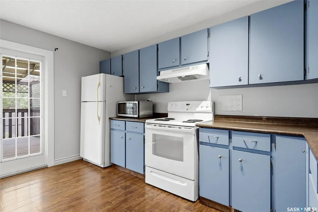 766 Hayworth Crescent N Regina SK S4X 1Y1
