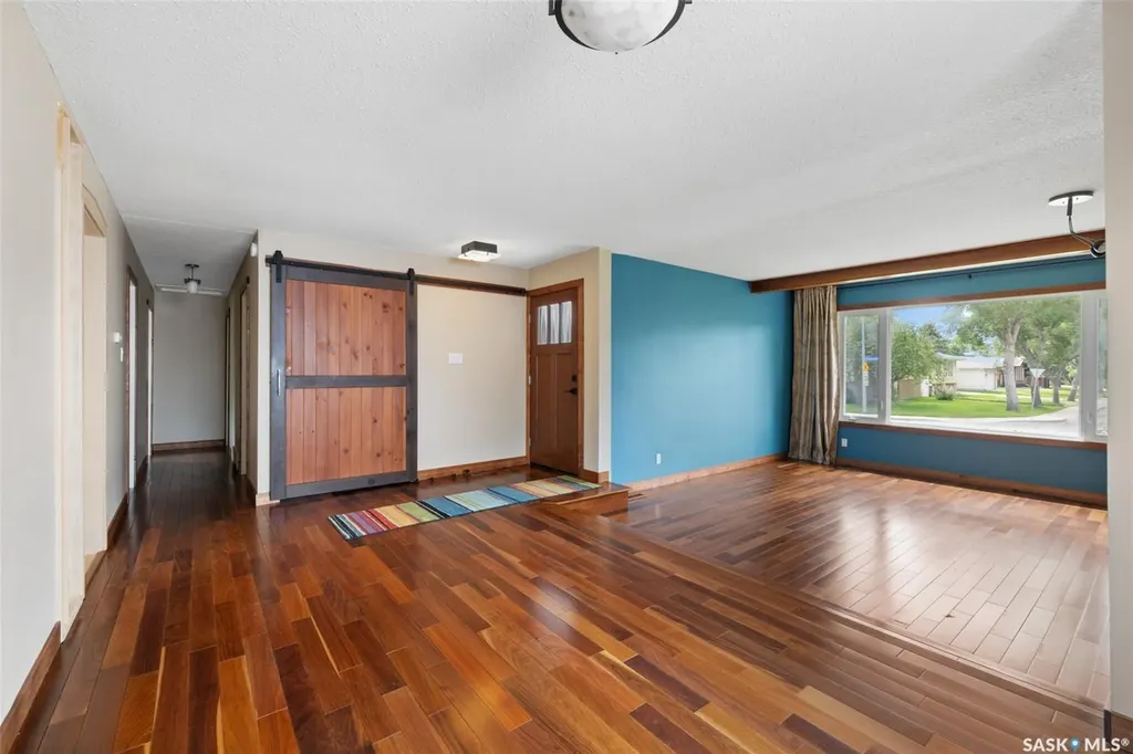 34 Plainsview Drive Regina SK S4S 6K3