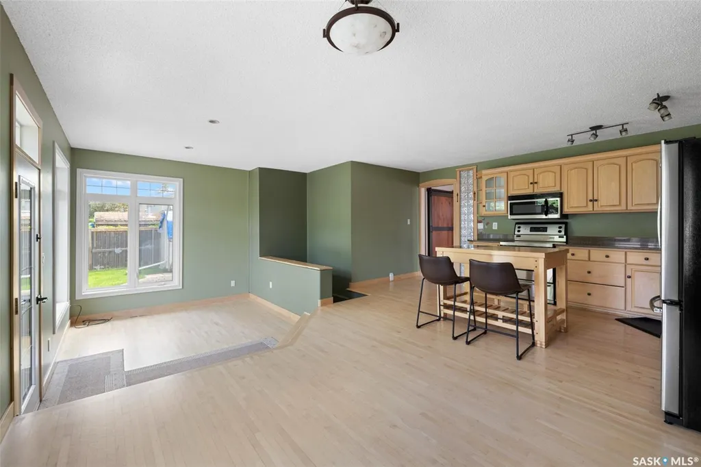 34 Plainsview Drive Regina SK S4S 6K3