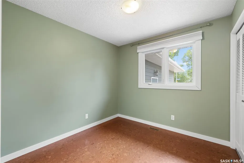 34 Plainsview Drive Regina SK S4S 6K3