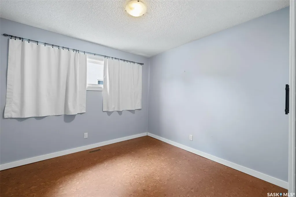 34 Plainsview Drive Regina SK S4S 6K3