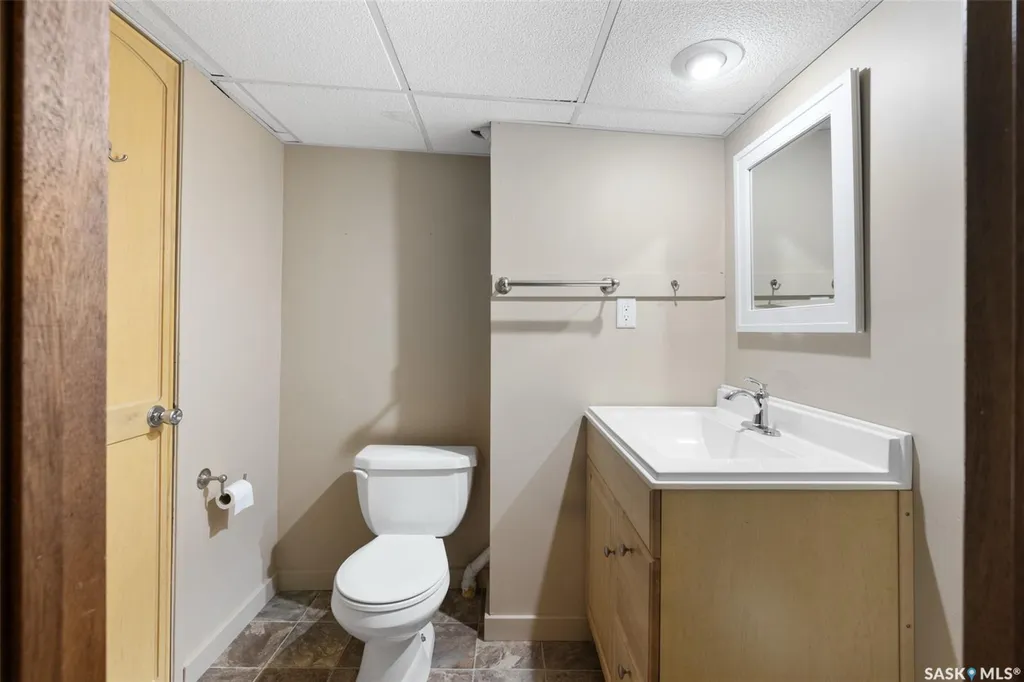 34 Plainsview Drive Regina SK S4S 6K3
