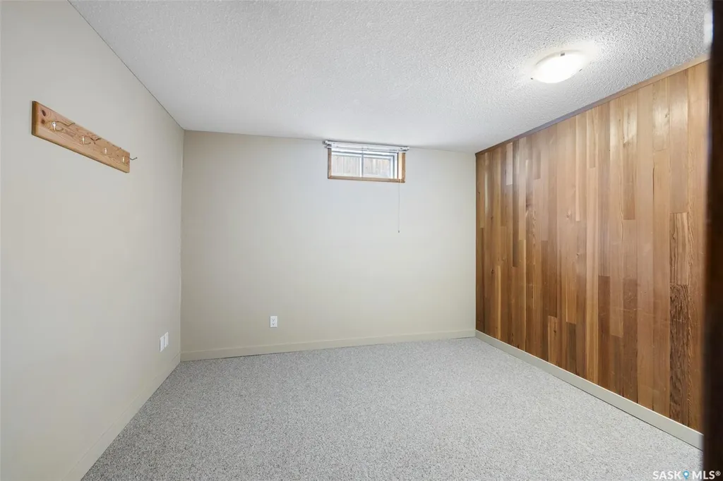 34 Plainsview Drive Regina SK S4S 6K3