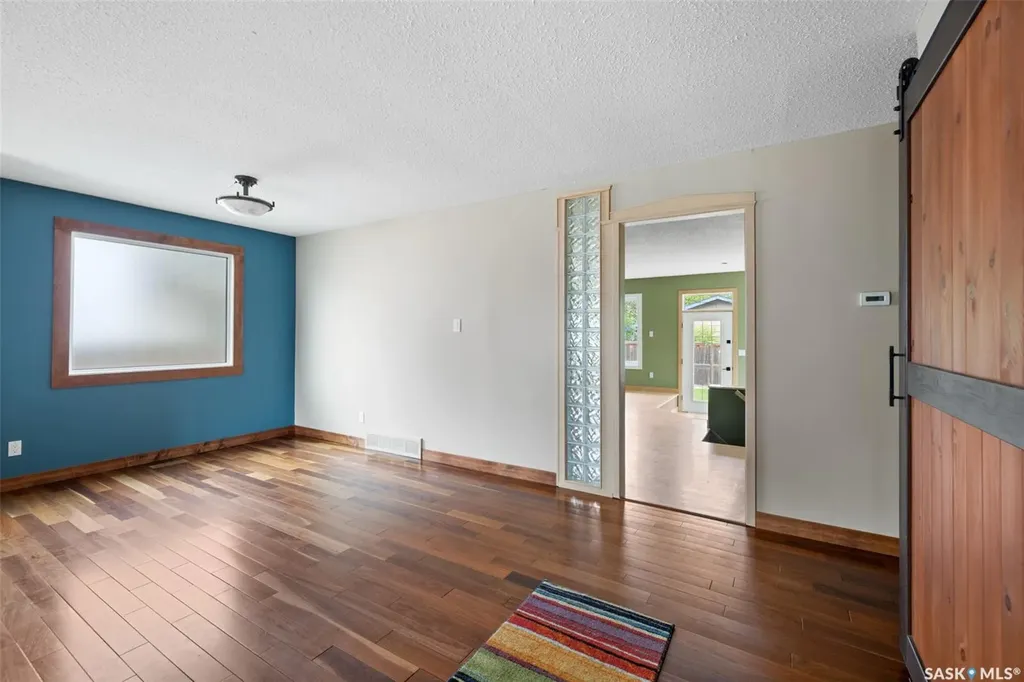 34 Plainsview Drive Regina SK S4S 6K3