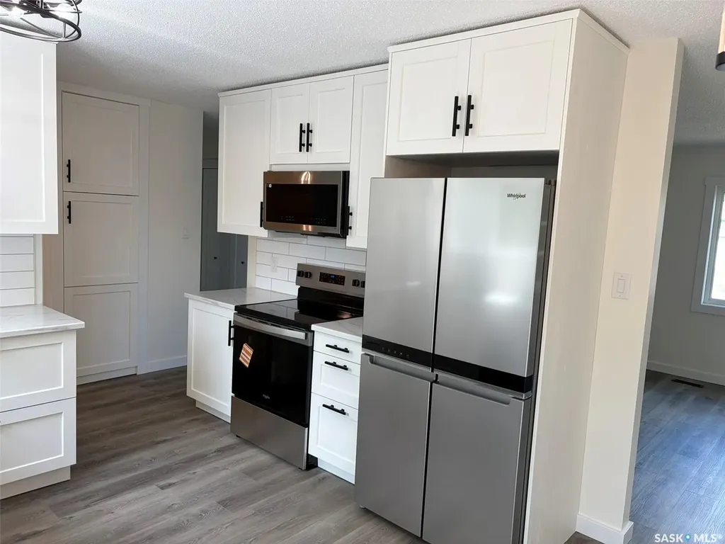 565 32nd Street W Prince Albert SK S6V 6B7