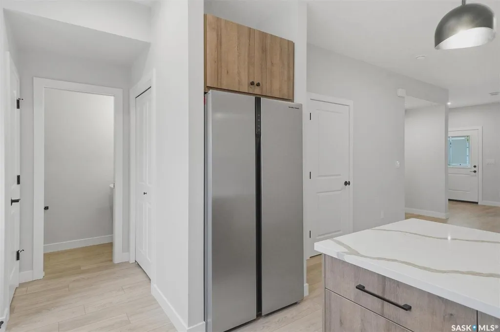 1118 9th Street E Saskatoon SK S7H 0N4