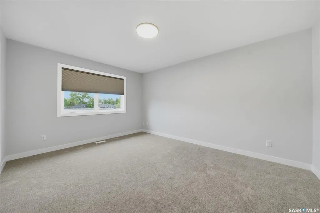 1118 9th Street E Saskatoon SK S7H 0N4