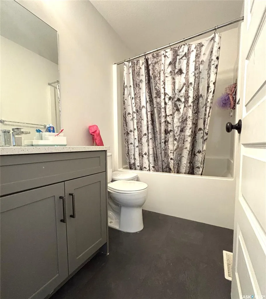 254 Aniskotaw Manor Saskatoon SK S7V 1L9