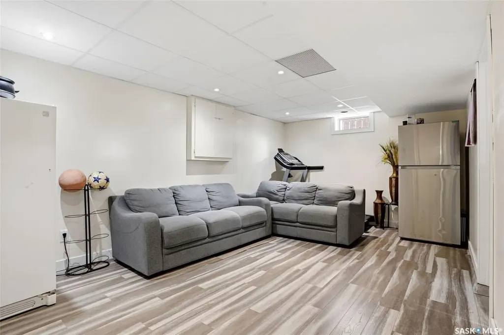 46 Mossing Bay Regina SK S4N 4H4