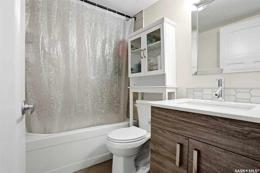46 Mossing Bay Regina SK S4N 4H4