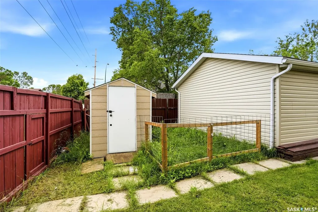 46 Mossing Bay Regina SK S4N 4H4