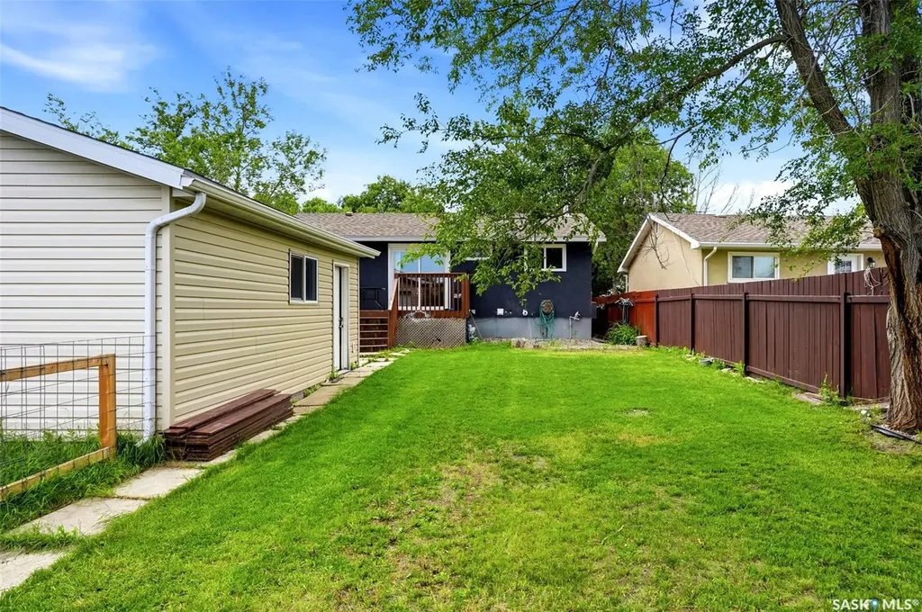 46 Mossing Bay Regina SK S4N 4H4
