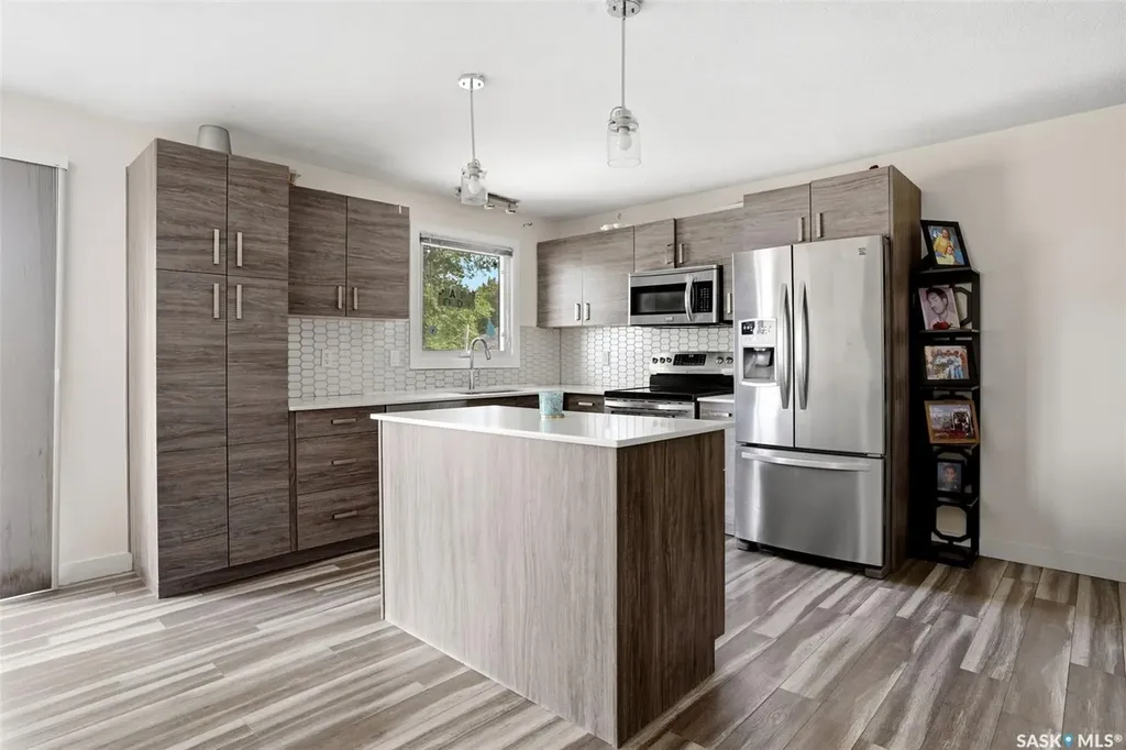 46 Mossing Bay Regina SK S4N 4H4