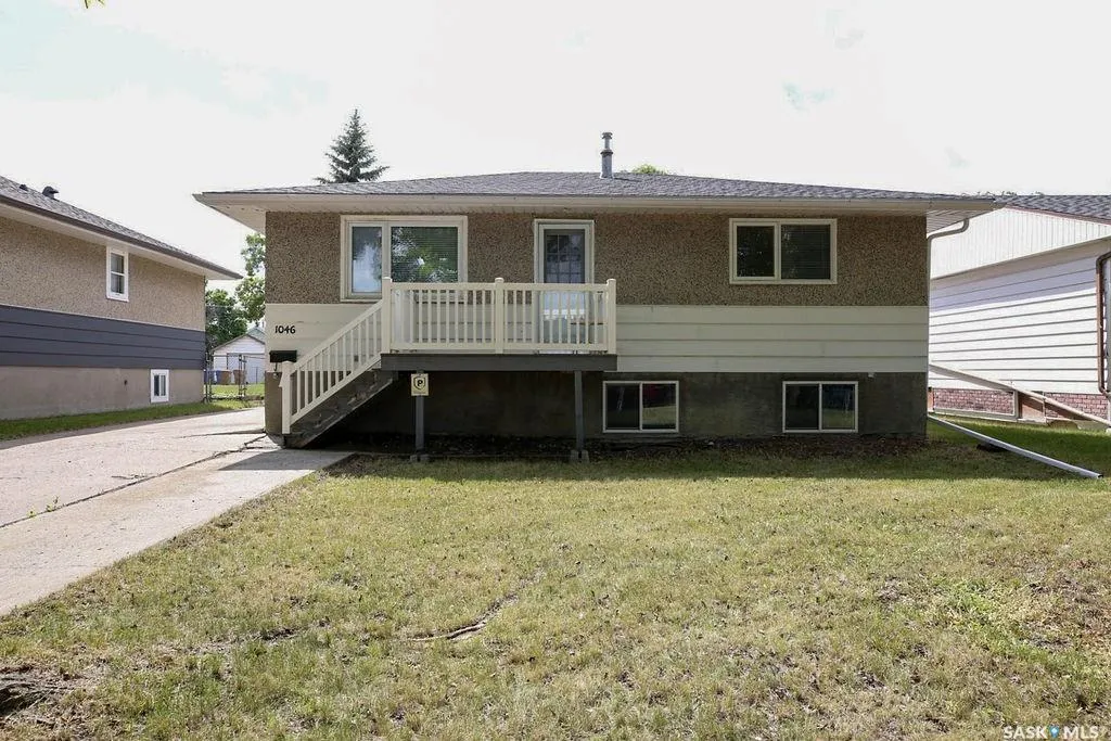 1046 Lindsay Street Regina SK S4N 3A9