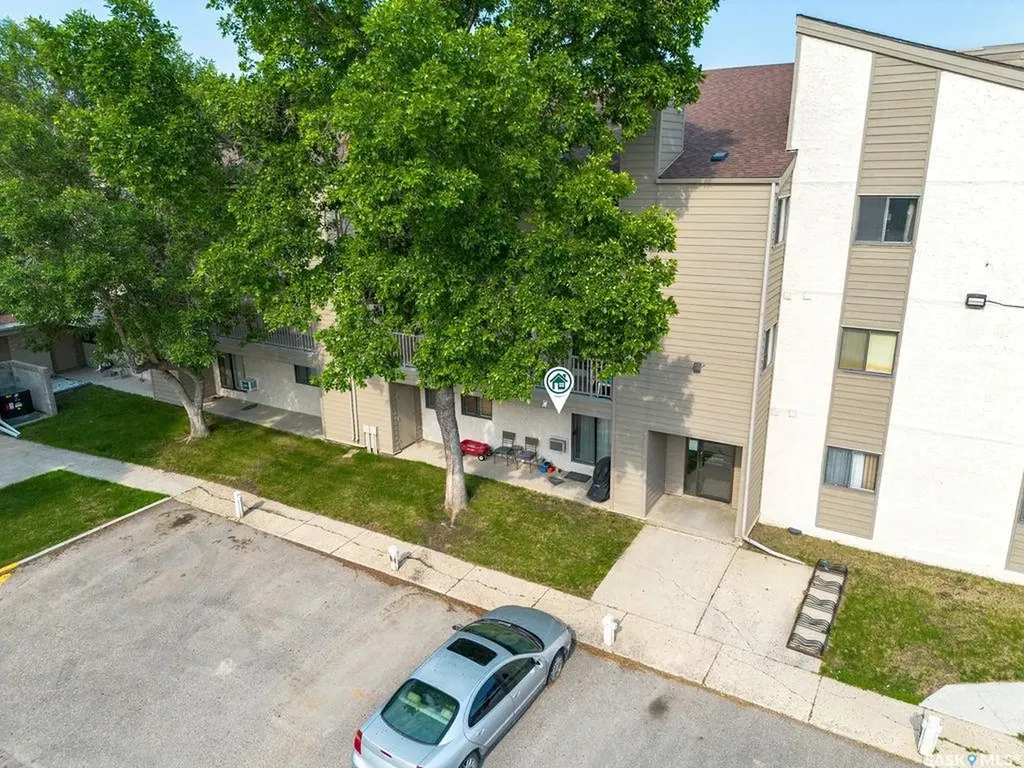 207C Tait Place Saskatoon SK S7H 5L8