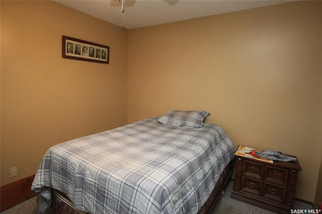 215 Tait Place Saskatoon SK S7H 5L5