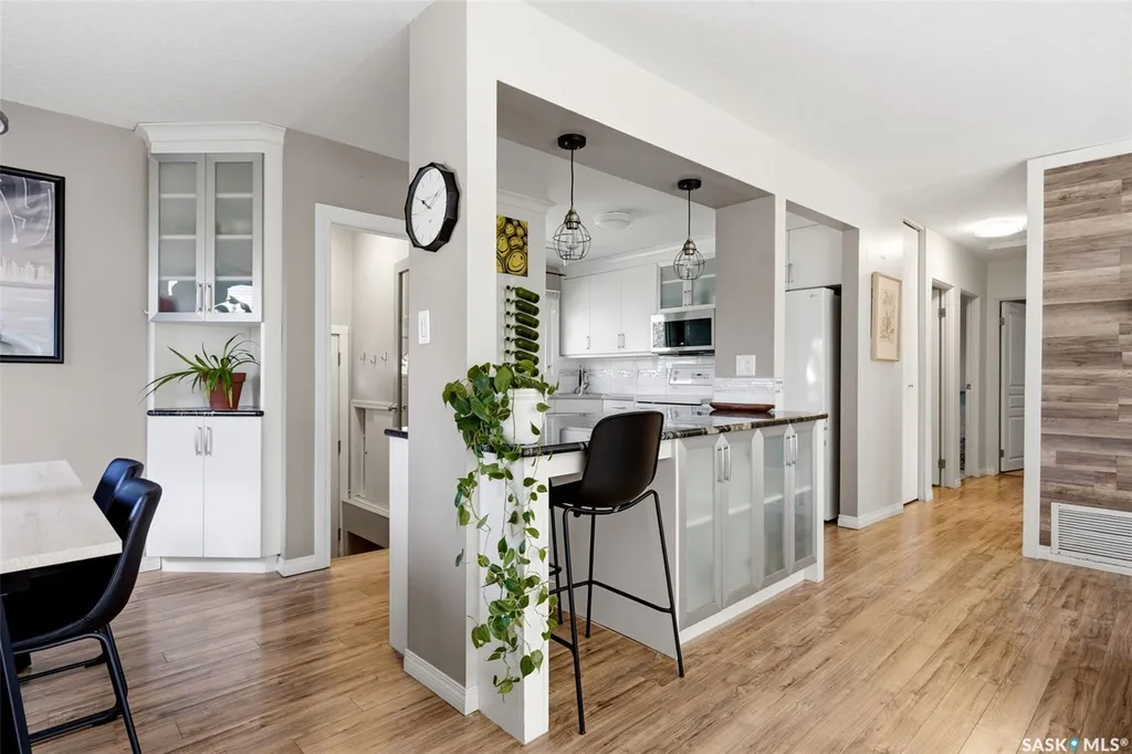 91 Cardinal Crescent Regina SK S4S 3H8