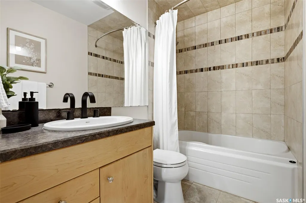 91 Cardinal Crescent Regina SK S4S 3H8