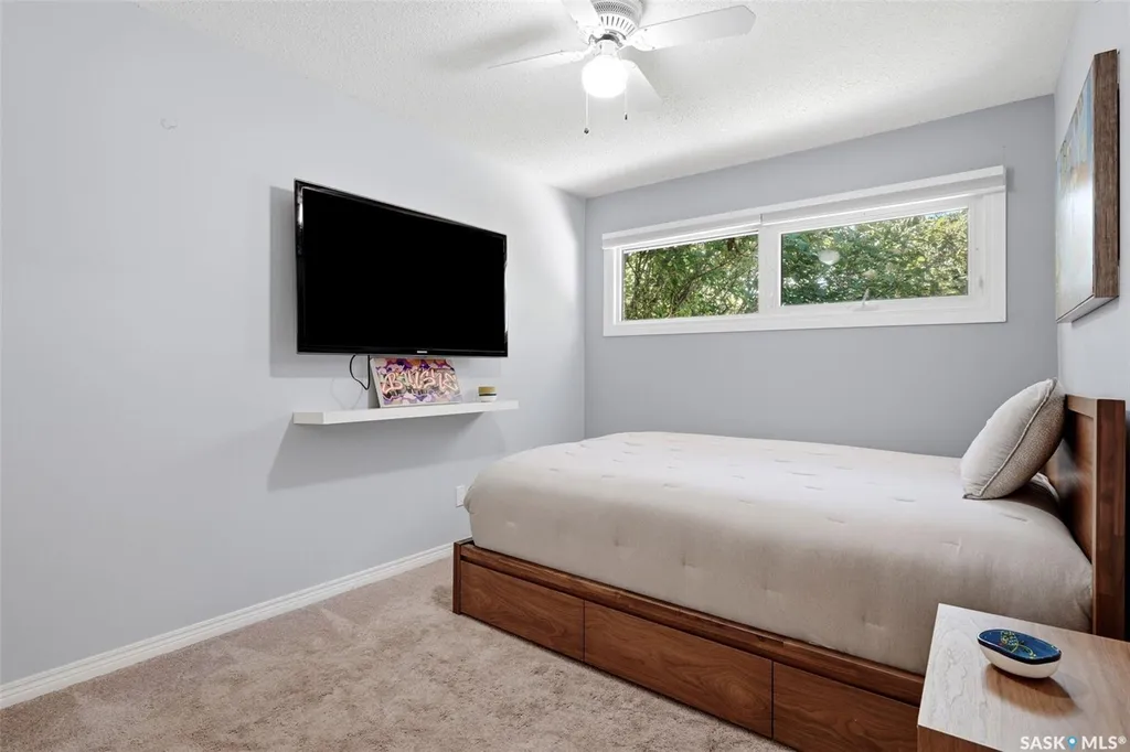 91 Cardinal Crescent Regina SK S4S 3H8