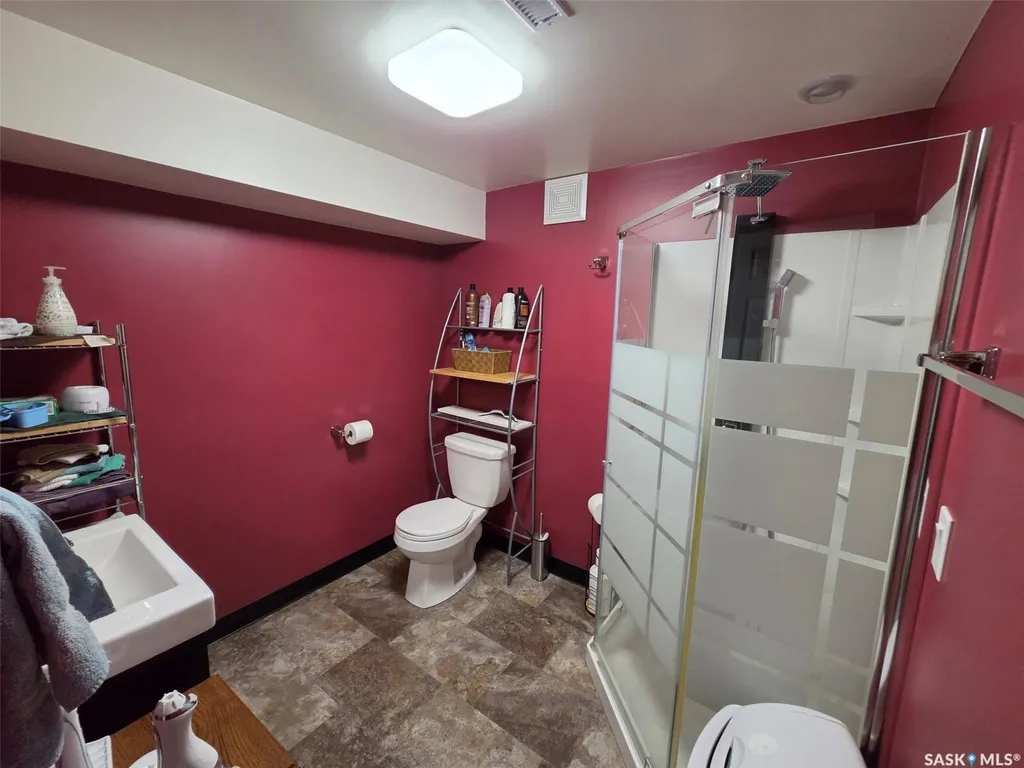 320 6th Street W Carlyle SK S0C 0R0
