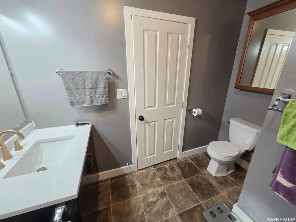 320 6th Street W Carlyle SK S0C 0R0
