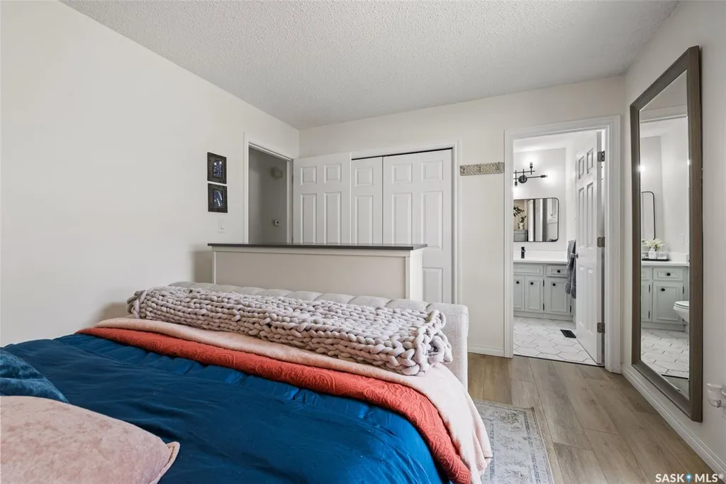 47 Green Meadow Road Regina SK S4V 0A6