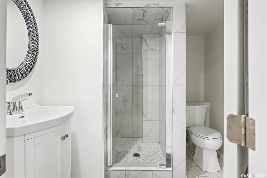 47 Green Meadow Road Regina SK S4V 0A6