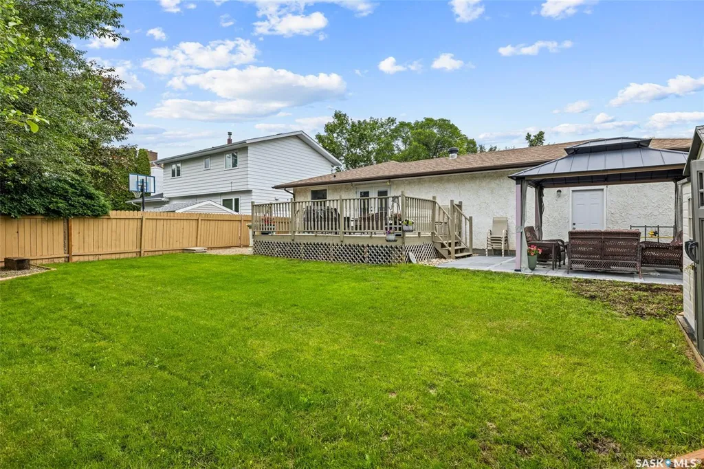 47 Green Meadow Road Regina SK S4V 0A6