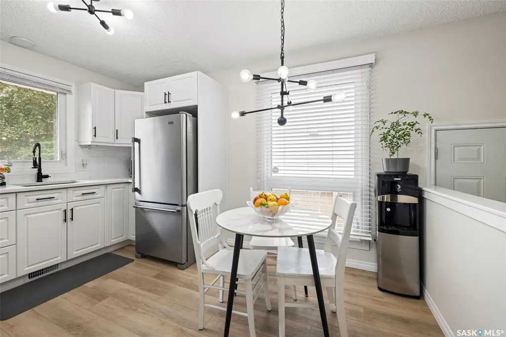 47 Green Meadow Road Regina SK S4V 0A6
