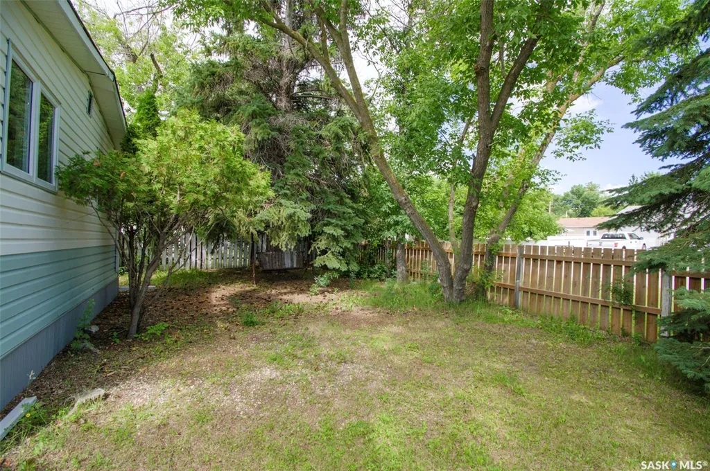 219 Nicoll Avenue Regina Beach SK S0G 4C0