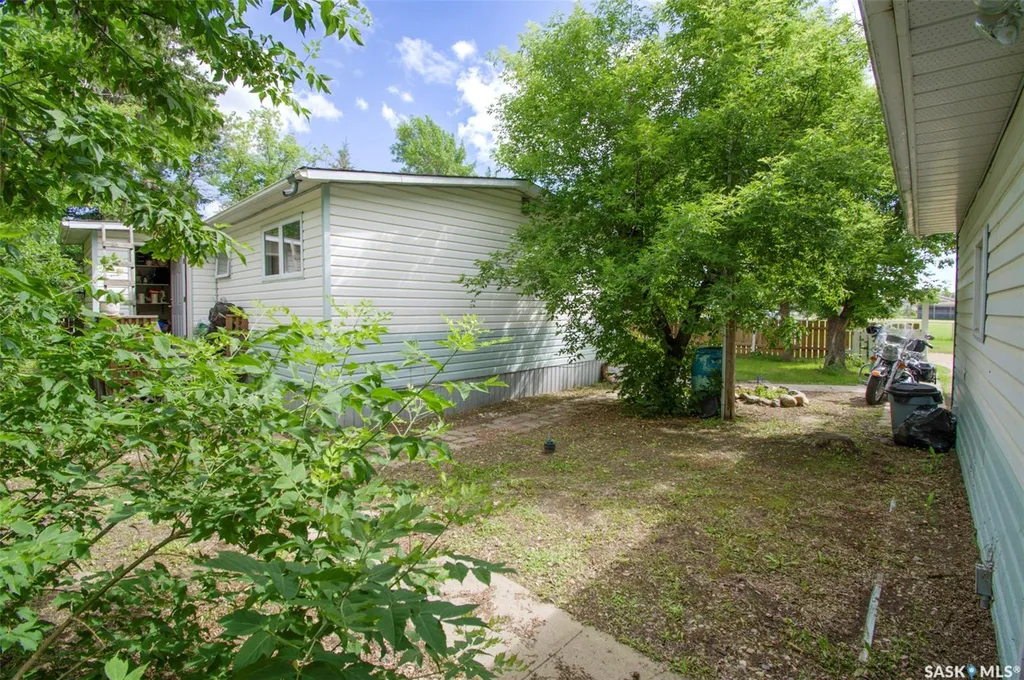 219 Nicoll Avenue Regina Beach SK S0G 4C0