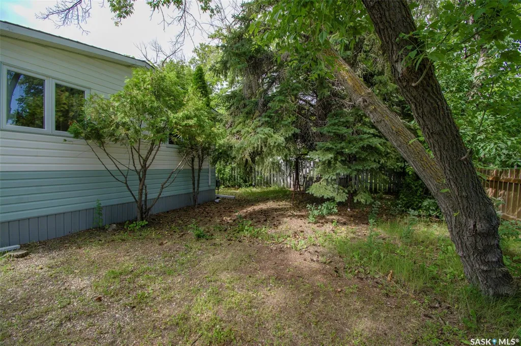 219 Nicoll Avenue Regina Beach SK S0G 4C0