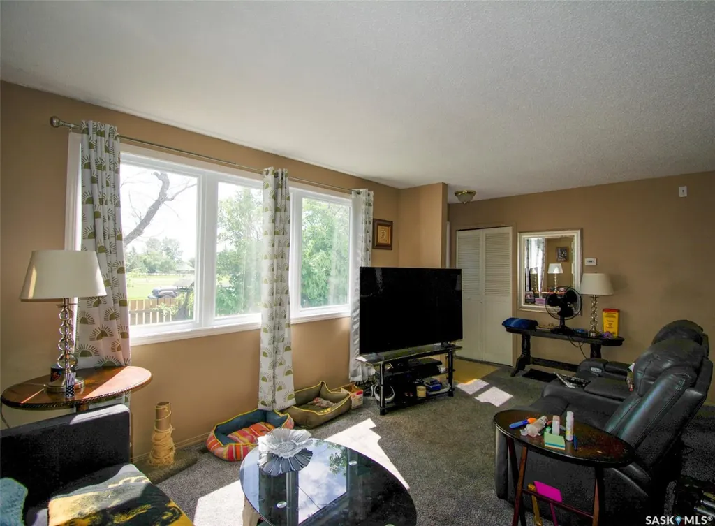 219 Nicoll Avenue Regina Beach SK S0G 4C0