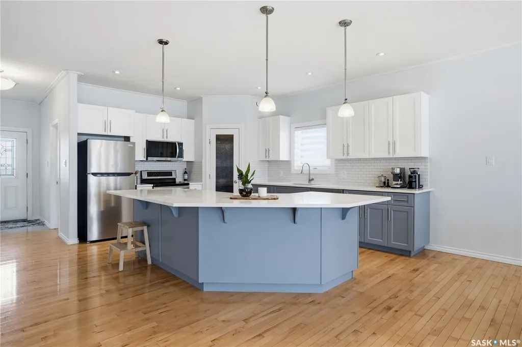 3 Iron Bridge Terrace Moose Jaw SK S6J 0B5