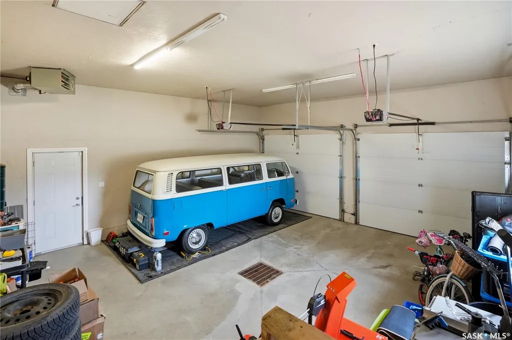 3 Iron Bridge Terrace Moose Jaw SK S6J 0B5