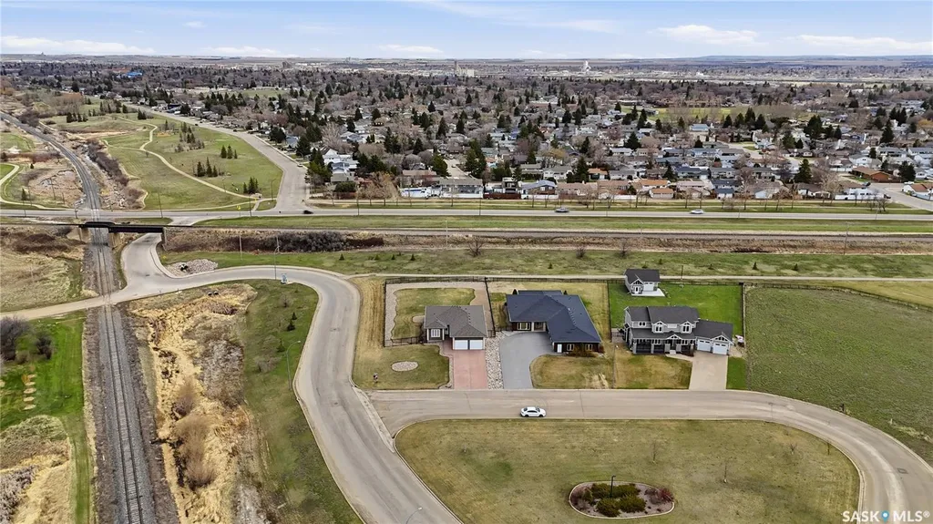 3 Iron Bridge Terrace Moose Jaw SK S6J 0B5