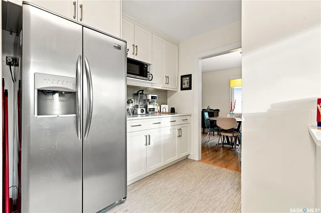 1706 Ewart Avenue Saskatoon SK S7H 2L2