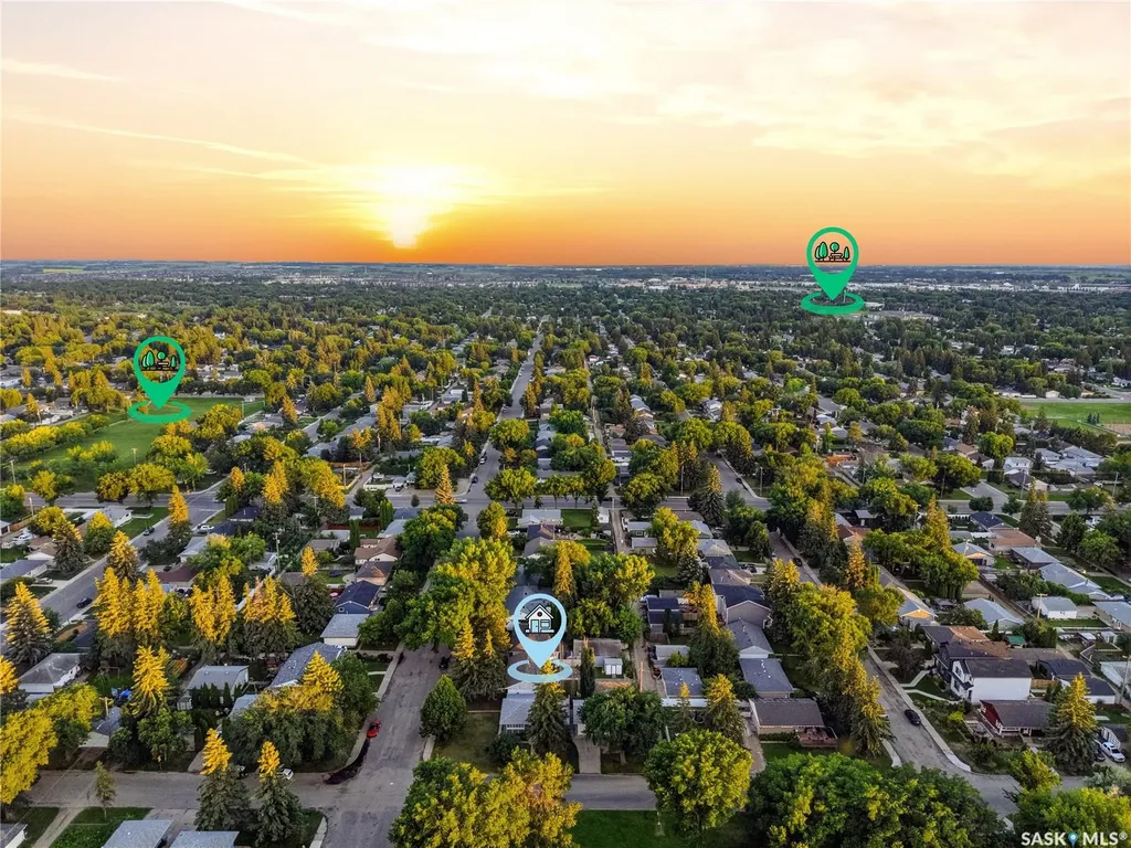 1706 Ewart Avenue Saskatoon SK S7H 2L2