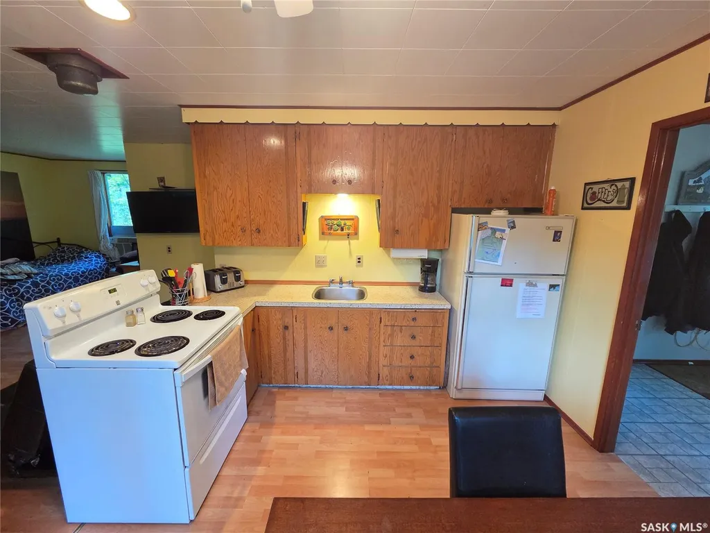 824 Lakeside Avenue White Bear Ir 70 SK S0C 0R0