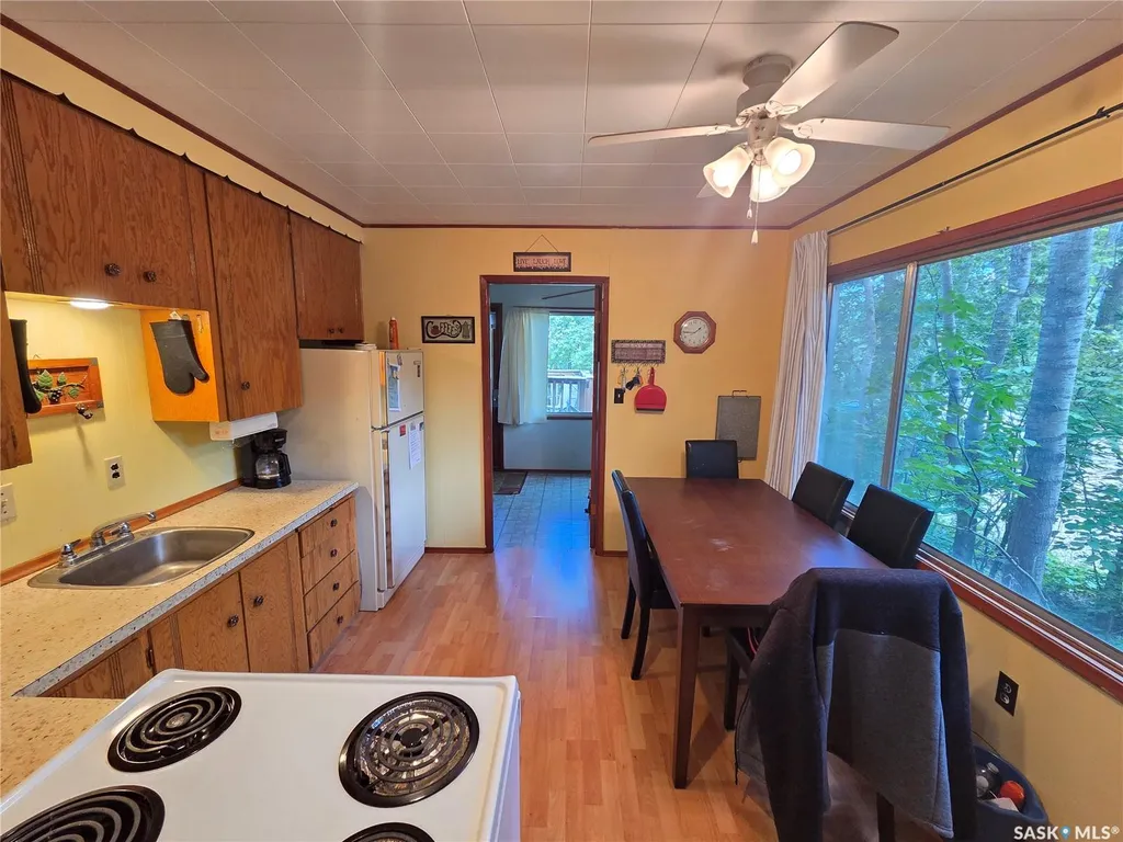 824 Lakeside Avenue White Bear Ir 70 SK S0C 0R0