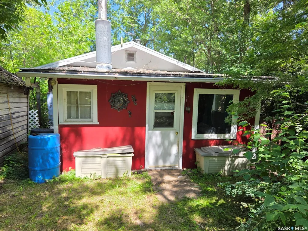 824 Lakeside Avenue White Bear Ir 70 SK S0C 0R0