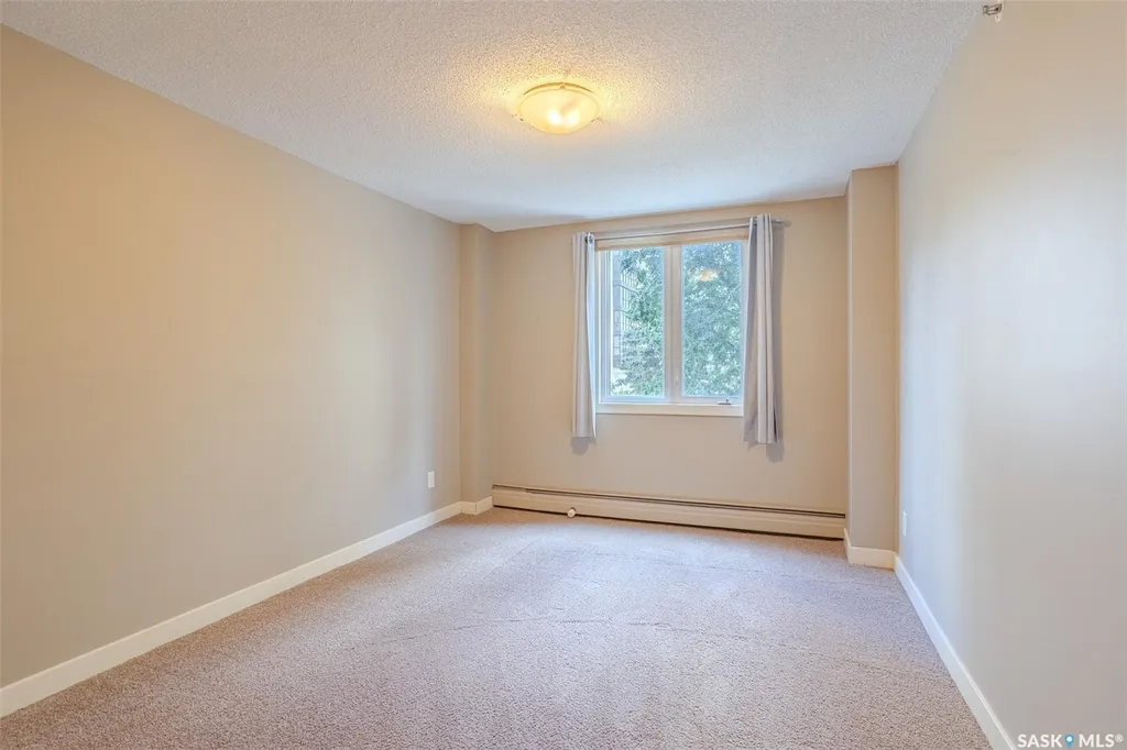 320 5th Avenue N Saskatoon SK S7K 2P5