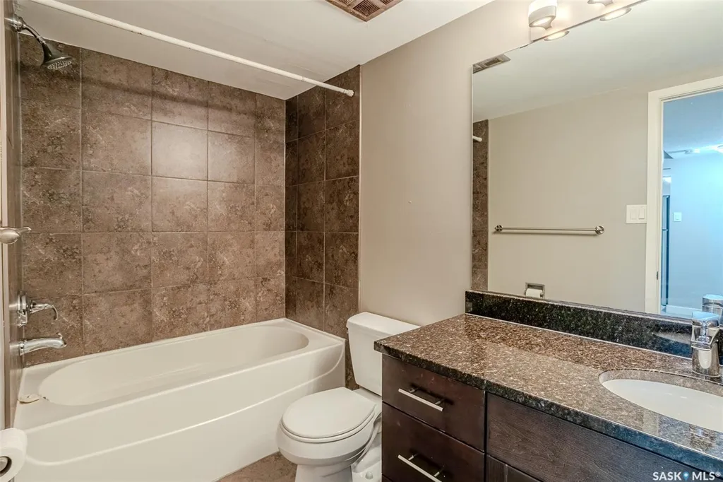320 5th Avenue N Saskatoon SK S7K 2P5