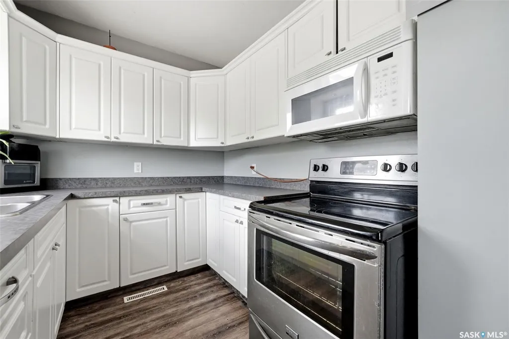 335 Beta Street Mclean SK S0G 3E0