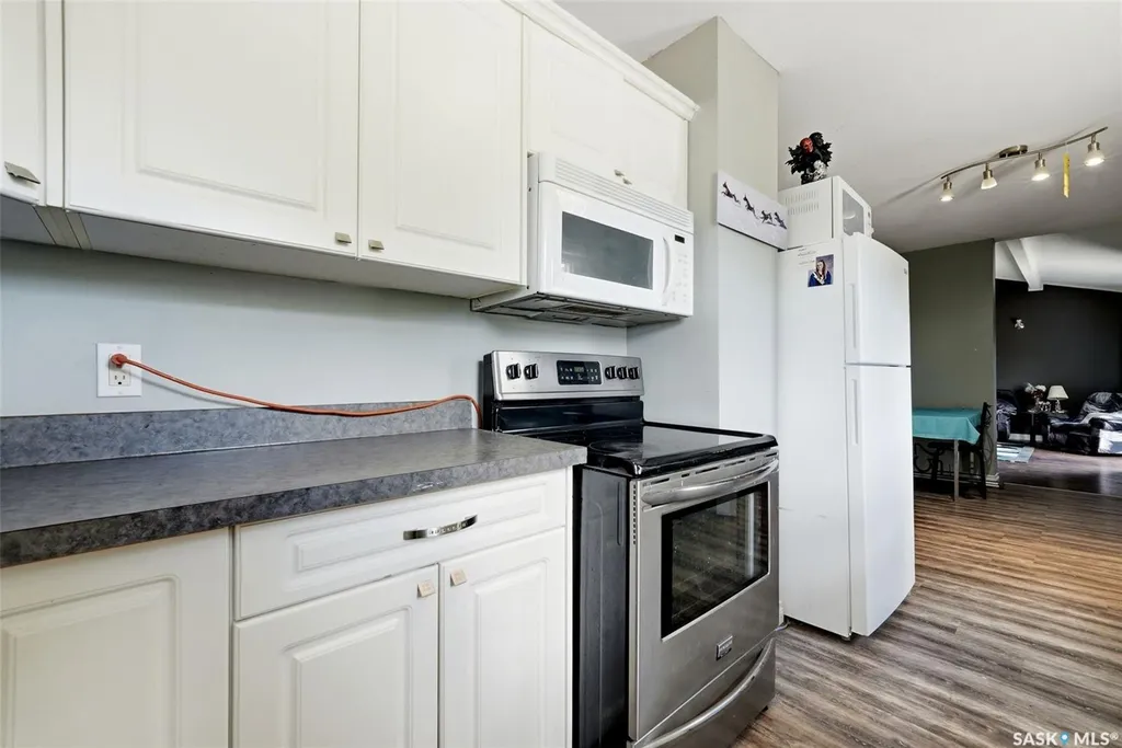 335 Beta Street Mclean SK S0G 3E0