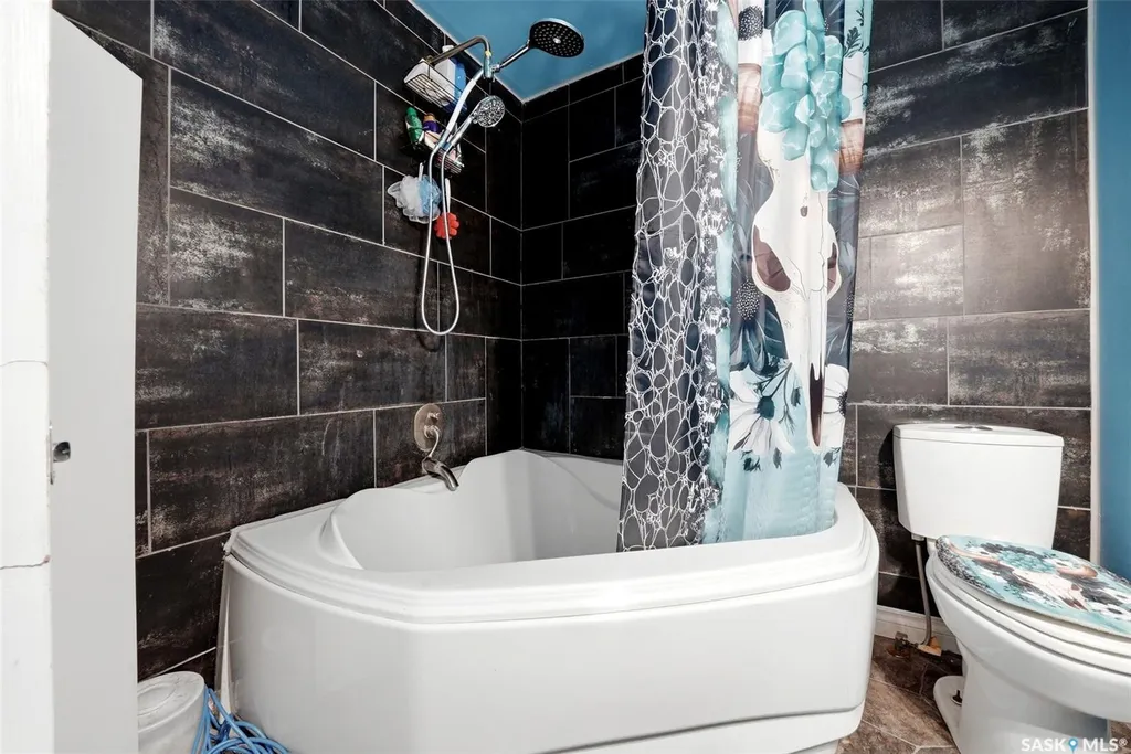 335 Beta Street Mclean SK S0G 3E0