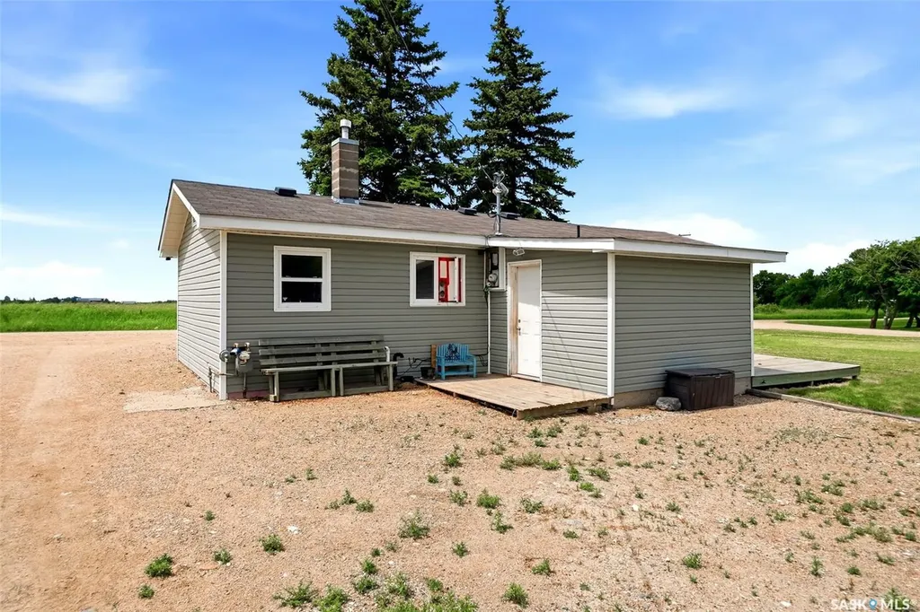 335 Beta Street Mclean SK S0G 3E0