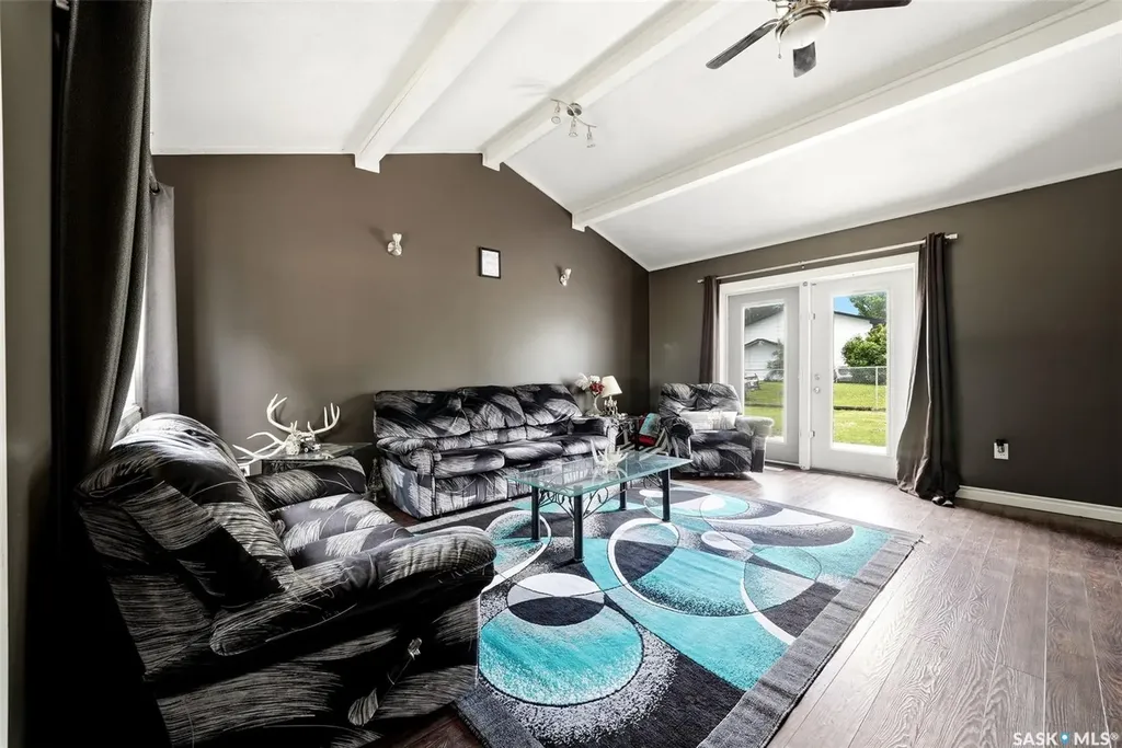 335 Beta Street Mclean SK S0G 3E0