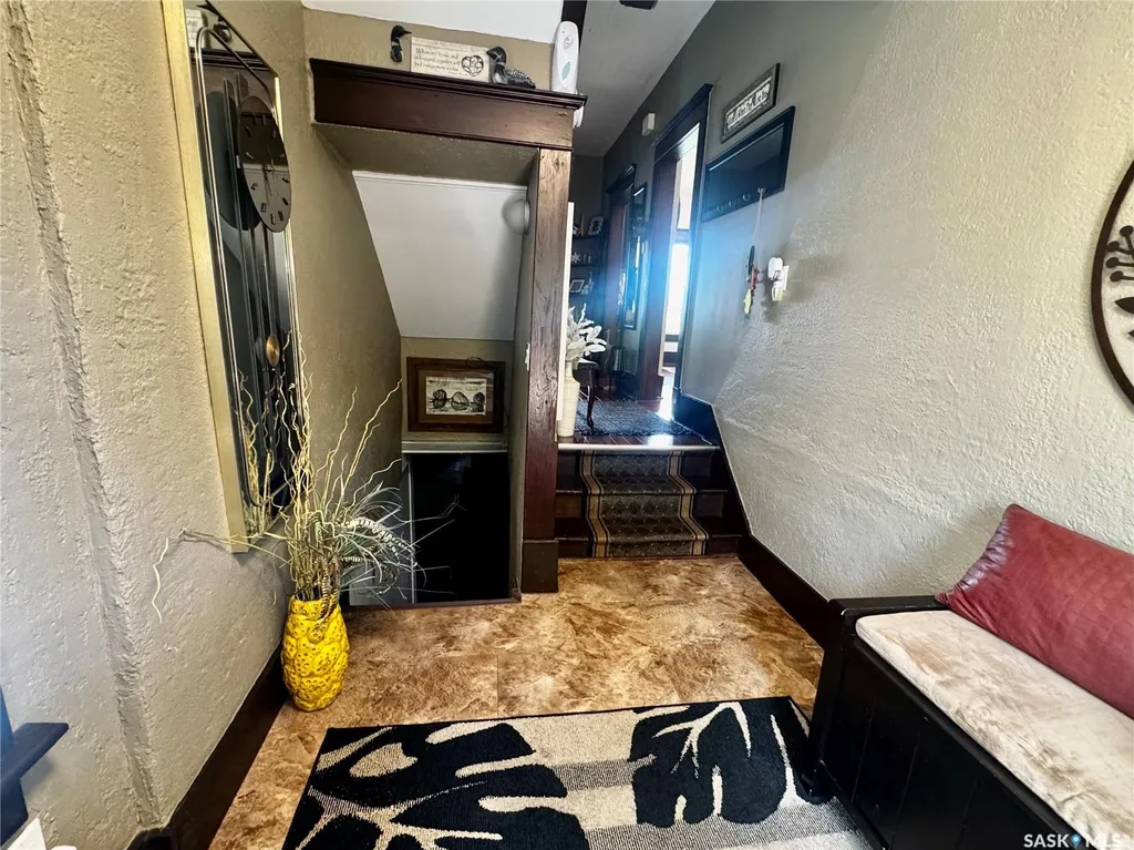 303 Lakeview Drive Keys Rm No. 303 SK S0A 0L0